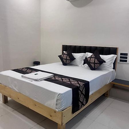 Hotel Hampton Vyara 外观 照片